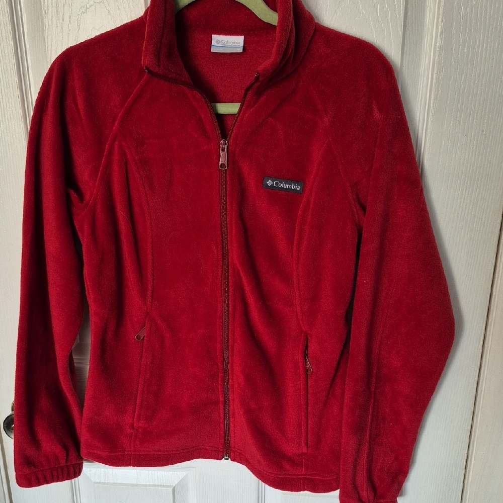 Columbia Deep Red Fleece Jacket.           Size M